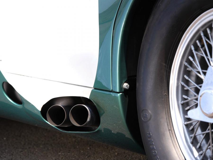 Детали экстерьера Aston Martin DBR1 (001) 1956 года  (фото 51 из 52)